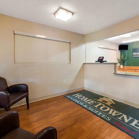 Hometowne Studios By Red Roof Orlando - Ucf Area Alafaya Bagian luar foto